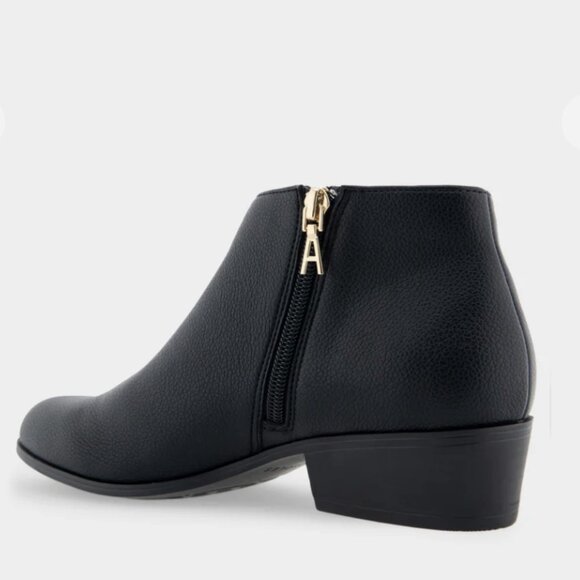 AEROSOLES Black Leather Ankle Booties - Picture 6 of 9